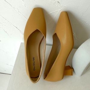 Mocha Brown Square Toe Chunky Heel Shoes
No.:W67